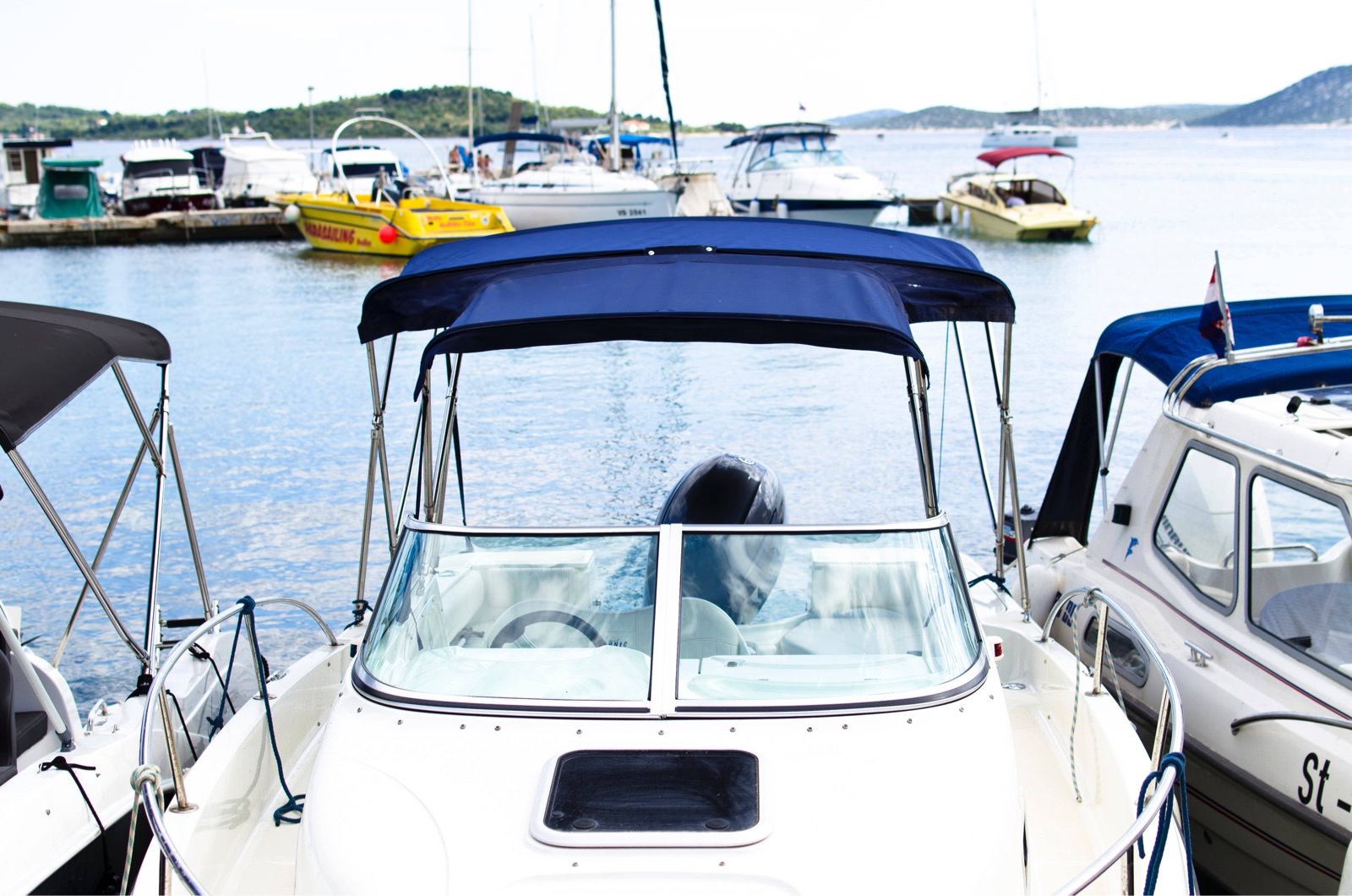 Polarizado de ventanas de embarcaciones para seguridad, privacidad y proteccion solar